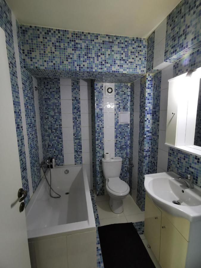 Apartament 3 Camere Рымнику-Вылча Экстерьер фото